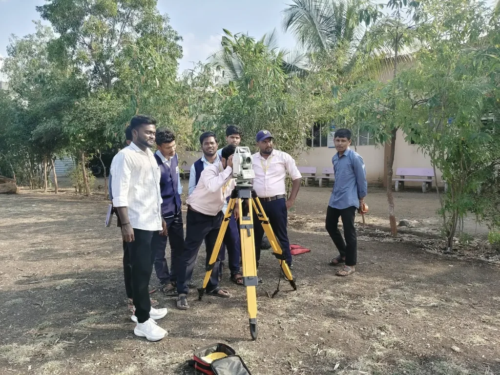 Surveyor Instrument Demonstration - Rajeev Gandhi ITI Udgir